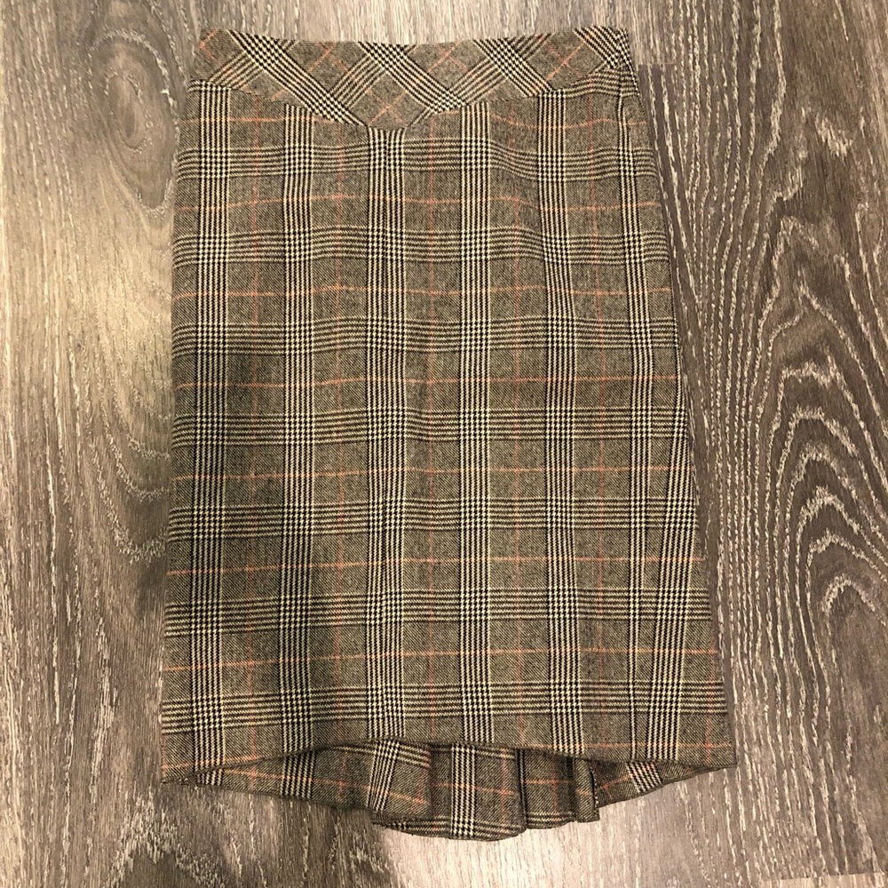 Bcbgmaxazria skirt